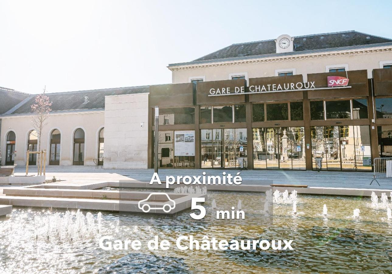 Le Studio Design ⸱ Stationnement Gratuit ⸱ Fibre Déols Exterior foto
