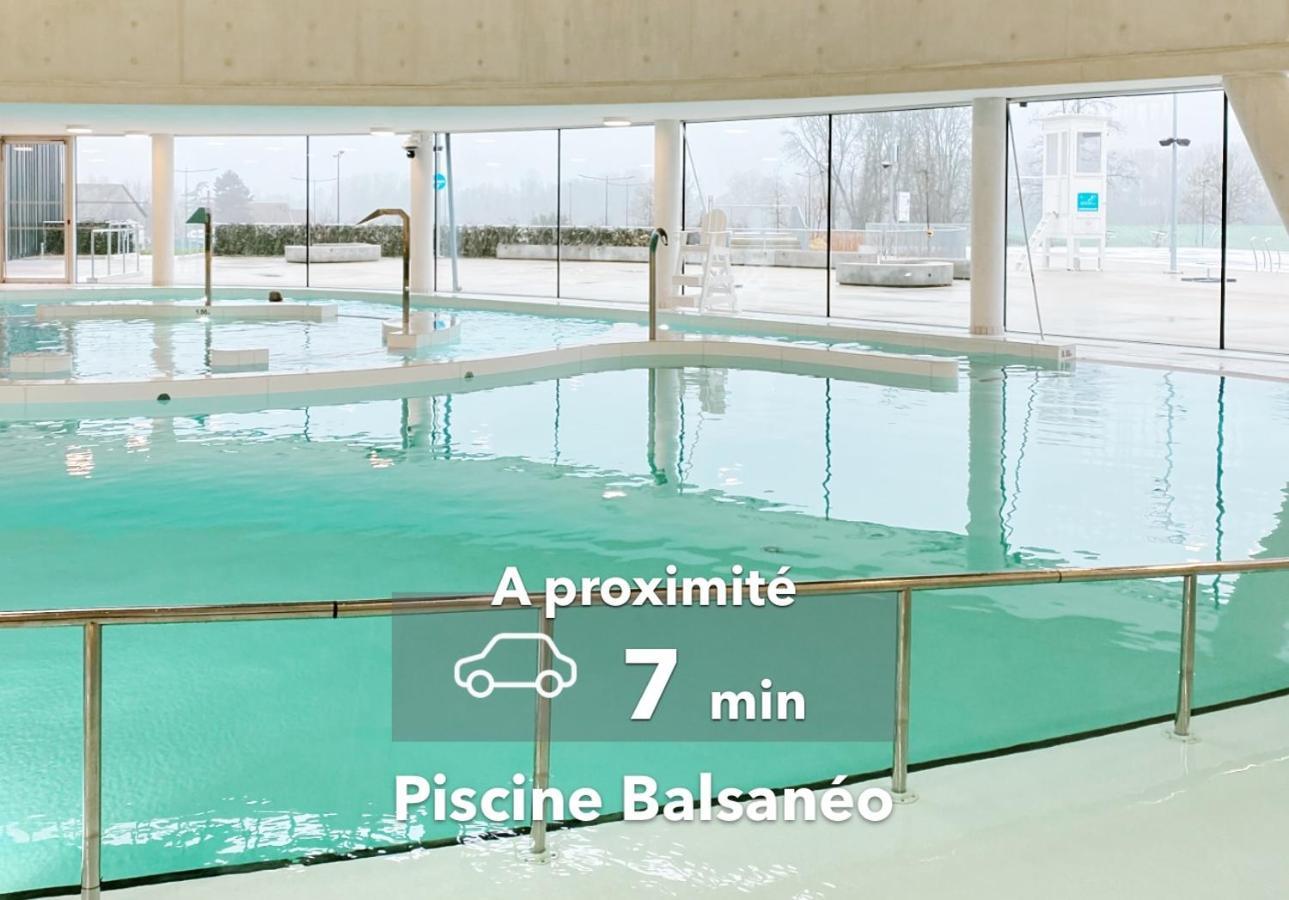 Le Studio Design ⸱ Stationnement Gratuit ⸱ Fibre Déols Exterior foto